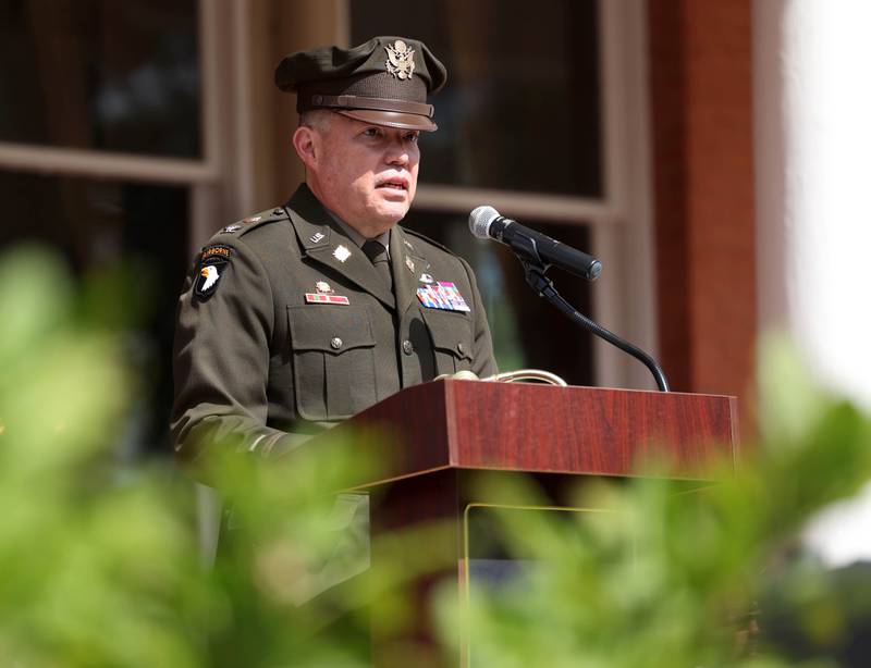 Keynote speaker Joe Jaques, retired Army National Guard colonel, orates Monday, May 26, 2025, during the Memorial Day ceremony at Ellwood House in DeKalb.