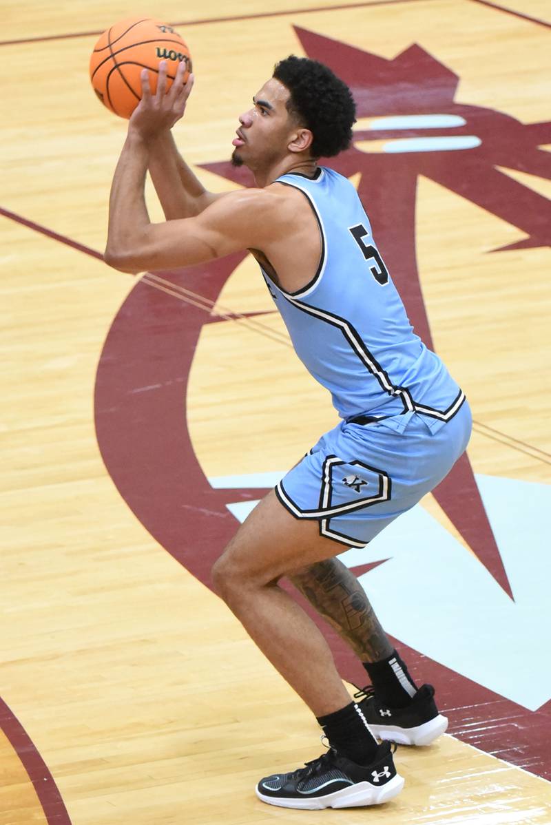 Kankakee's EJ Hazelett shoots a 3-pointer during a home game against Thornridge Friday, Dec. 5, 2025.