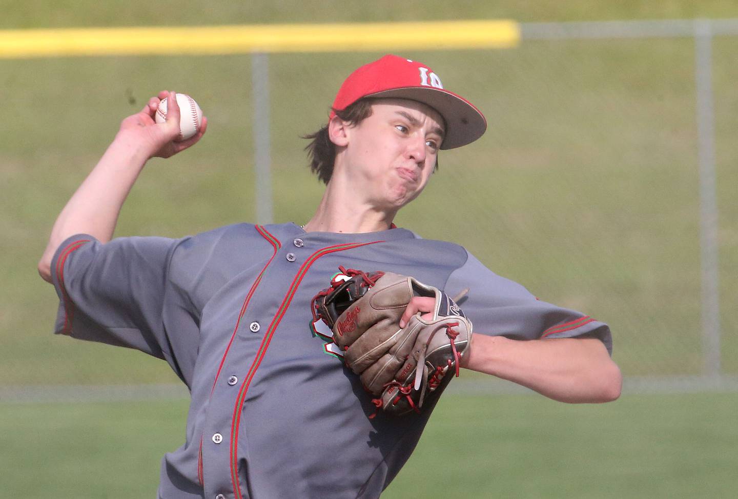 L-P's Jett Hill delivers a pitch to Ottawa on Friday, May 2, 2025 at Ottawa High School.