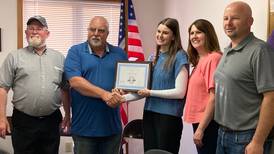 La Moille student receives Illinois  township association scholarship