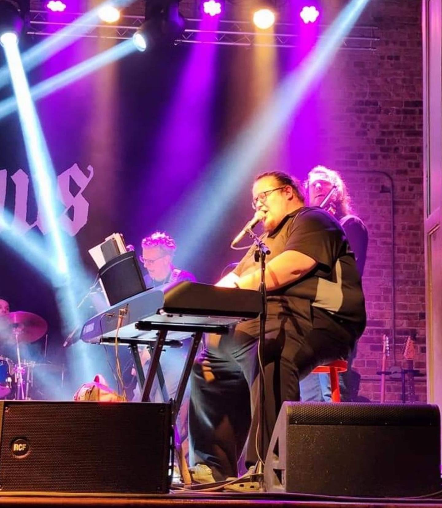 Matthew Bishop leading the Bishop Super Band at RocHaus in West Dundee for a Parent Association Fundraiser in January 2023.