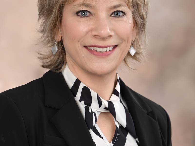 Municipal Bank promotes Weir to COO