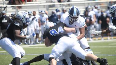 How a year at an Iowa community college helped Chicago Bears’ Jordan van den Berg reach the NFL