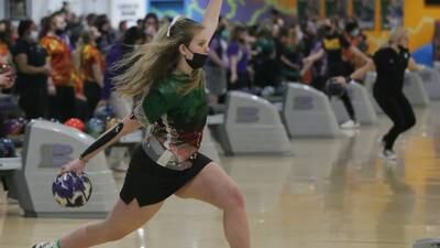 La Salle-Peru girls bowling places sixth at state finals