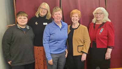 Vietnam veterans Dorothy Bendix and William Terrill honored with NSDAR Distinguished Citizen Medal