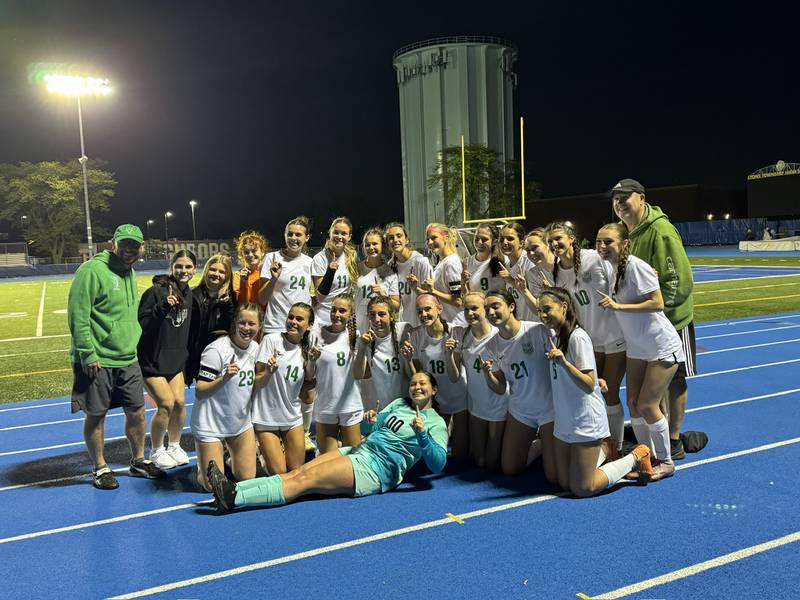 It was seven years, 11 months and 27 days since Lyons last lost a West Suburban Silver conference game.
York (15-1-1, 6-0) finally got the best of Lyons (15-3-2, 5-1) on Monday night, winning in a penalty shootout after being deadlocked 1-1. With the victory, the Dukes clinched the West Suburban Silver Conference title.