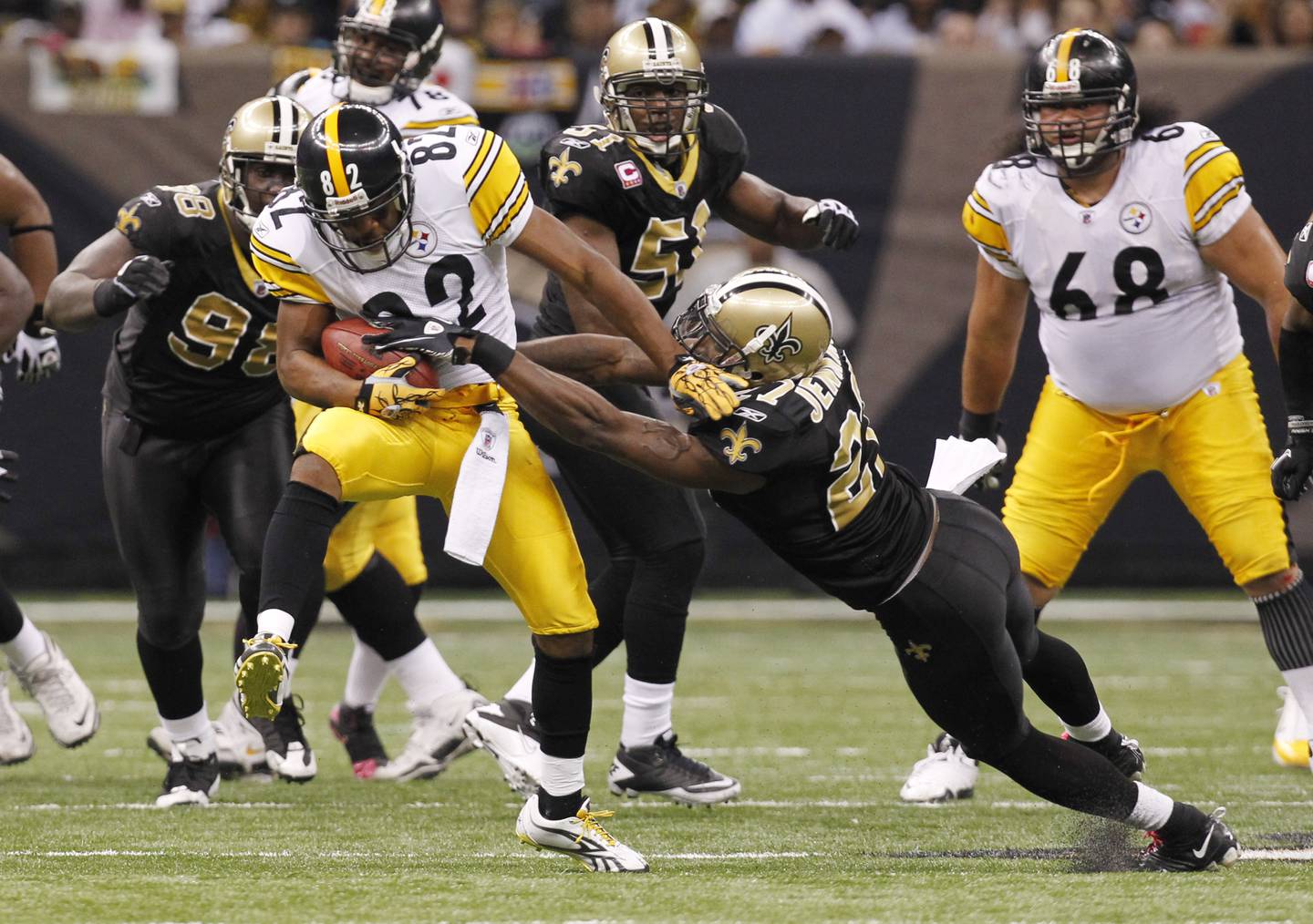Pittsburgh Steelers wide receiver Antwaan Randle El (82) during an NFL football game at the Louisiana Superdome in New Orleans, Sunday, Oct. 31, 2010. (AP Photo/Gerald Herbert)