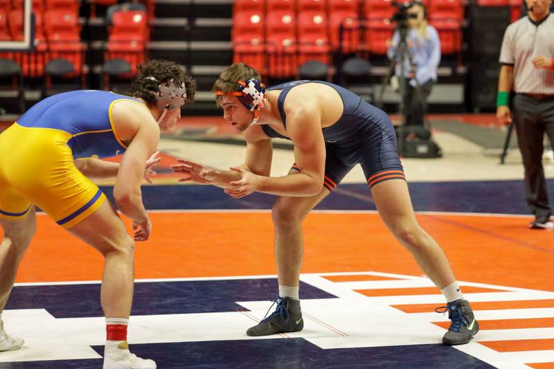 Illinois 184-pound wrestler Dylan Connell, a Marian Central graduate, recently placed fifth in the Midlands Championships.