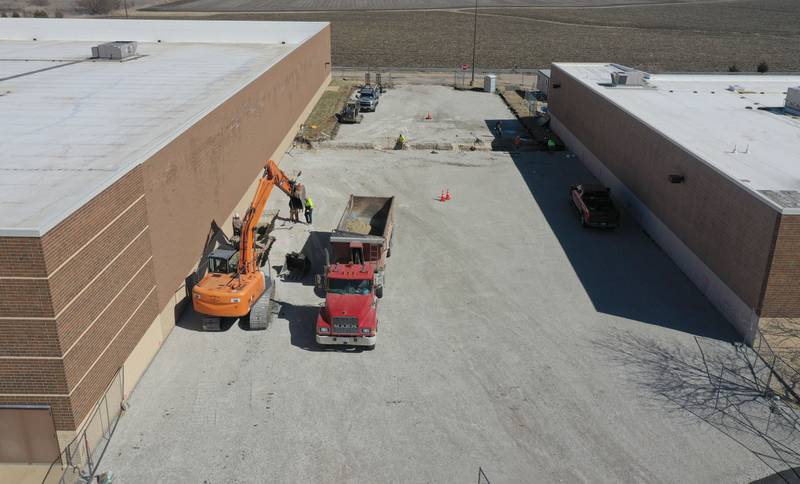 Crews begin work on a future Five Below discount store between Kohls and PetSmart on Monday, March 17, 2025 in Peru.