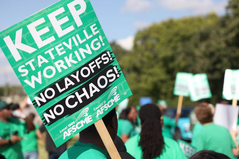 Picketers gather outside the Stateville Correctional Center on Thursday, August 29, 2024 in Joliet.