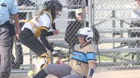 Photos: Marquette defeats Putnam County 11-1 in softball 