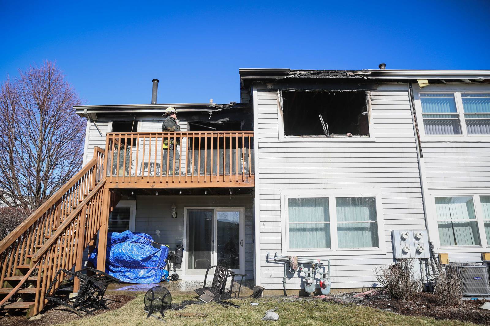 Eight residents displaced by Sunday apartment fire in Crystal Lake, two