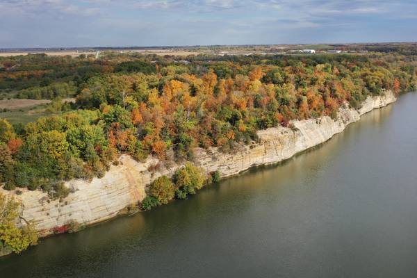 9 great places to hike in northern Illinois