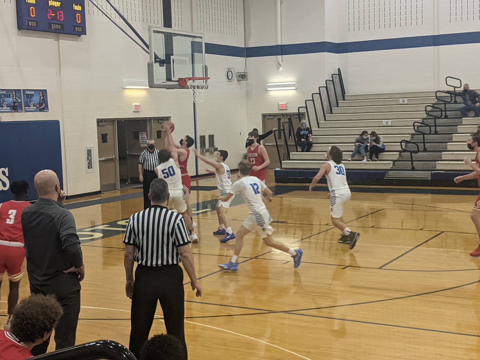 Streator falls to Peotone after slow start, coldshooting night Shaw