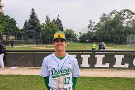 Drew Gami shows off bat and arm in York’s sectional semifinal win over Glenbard West