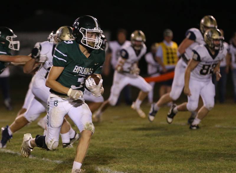 St. Bede's Hunter Savage runs the ball down the field against Mercer County on Friday, Sept. 1, 2023 at St. Bede Academy.