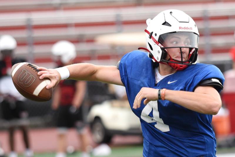 Bradley-Bourbonnais' Ellis Johnson throws a pass during a joint summer workout the Boilermakers hosted with Wilmington Wednesday, July 16, 2025.