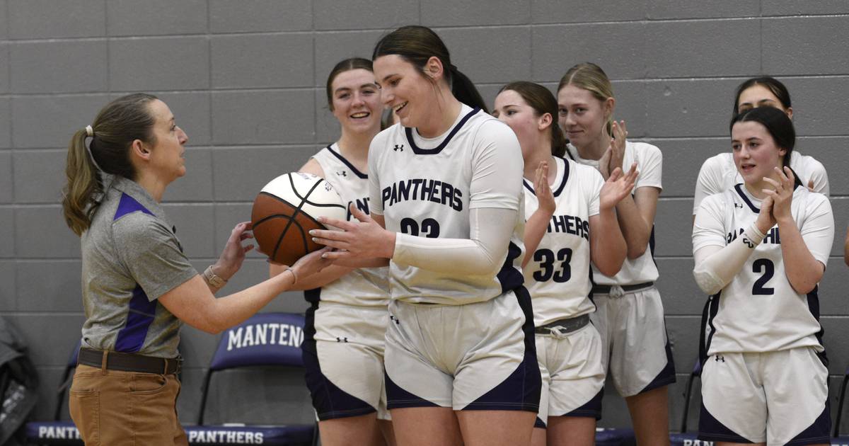 Maddie Gesky breaks Manteno’s career scoring record in Panthers’ runaway win over Herscher