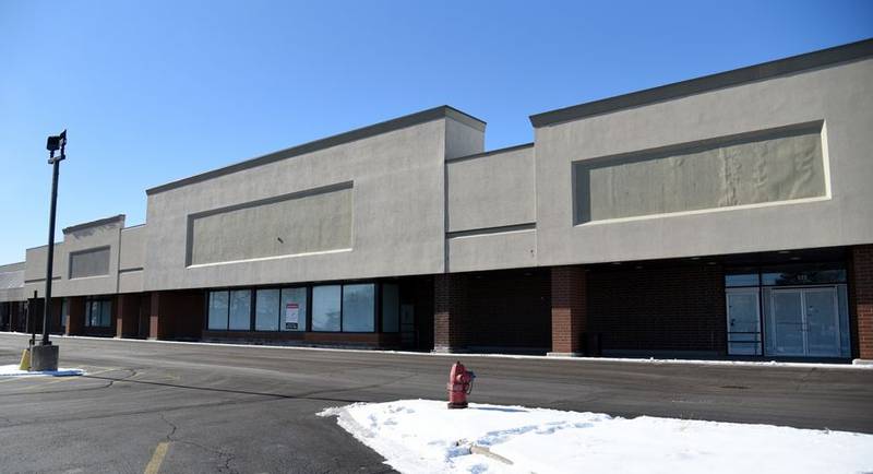 Members of the East Dundee planning, zoning and historic commission recommended approval for a special-use permit and zoning that would allow the Elgin Mall to move into a shuttered Dominick's store in East Dundee. East Dundee Village President Jeff Lynam, however, says the proposal would not enhance the village's appeal.