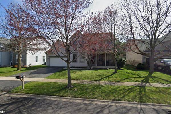 Single-family home sells in Sugar Grove for $452,500