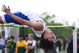 Daniel Robinson wins three events, leads Neuqua Valley to title at 92nd DuPage County Meet 