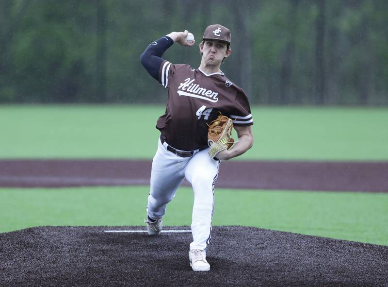 Joliet Catholic's Ian Campbell (44) pitches during the varsity baseball game on Wednesday, April 20, 2025 between Nazareth and Joliet Catholic academies in La Grange Park.