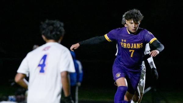 Issac Diaz, Mauricio Salinas goals lead Mendota past Genoa-Kingston, into sectional final