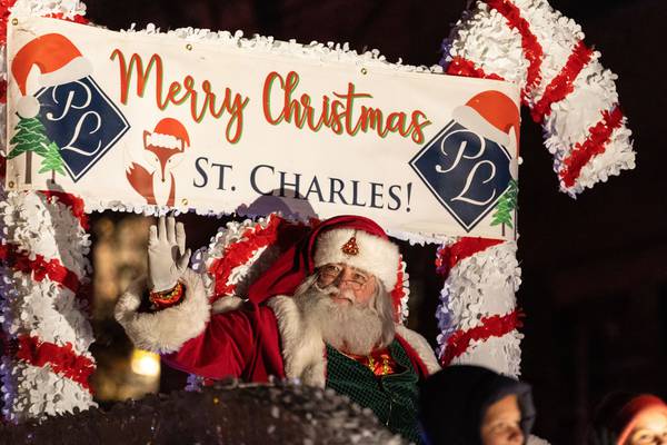St. Charles Electric Christmas Parade now accepting entries