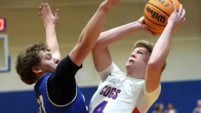 Cody Cravatta’s 21 points help Genoa-Kingston hold off furious Hinckley-Big Rock rally