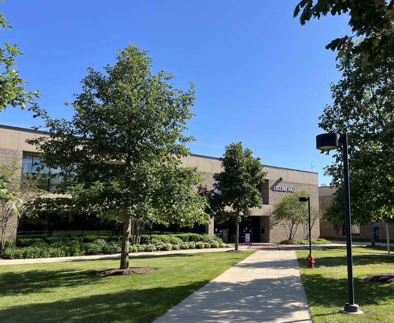 Collins Hall at Waubonsee Community College's Sugar Grove campus