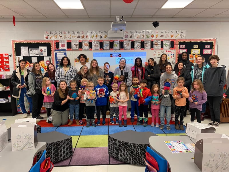 Mrs. Julie Ziel’s Clothing Construction 1 class at Minooka Community High School had the idea to connect with N.B. Galloway Elementary School following their hand-sewing unit