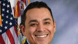 State Sen. Arellano encourages students to participate in Summer Reading Program