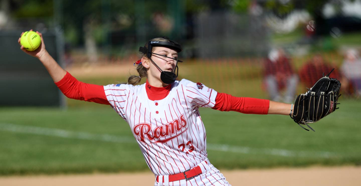 Glenbard East pitcher Claire Bolda makes her delivery during the Elk Grove regional semifinal softball game on Wednesday, May 20, 2026 in Elk Grove Village.