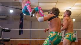 5 Things to Do: Dreamwave Wrestling in La Salle, Mega Hike at Starved Rock and more this weekend