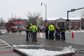 MABAS 25 Hazmat Team responds to ‘diesel-like’ spill into Fox River