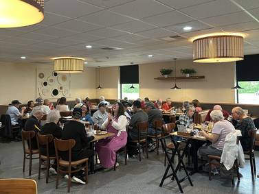 3 Rivers Café opens in Channahon