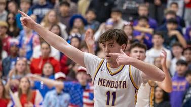 Mendota starts strong, hands Newman first loss in convincing fashion