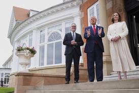 Trump calls for more Gaza food aid and talks up his golf course in meeting with UK’s prime minister
