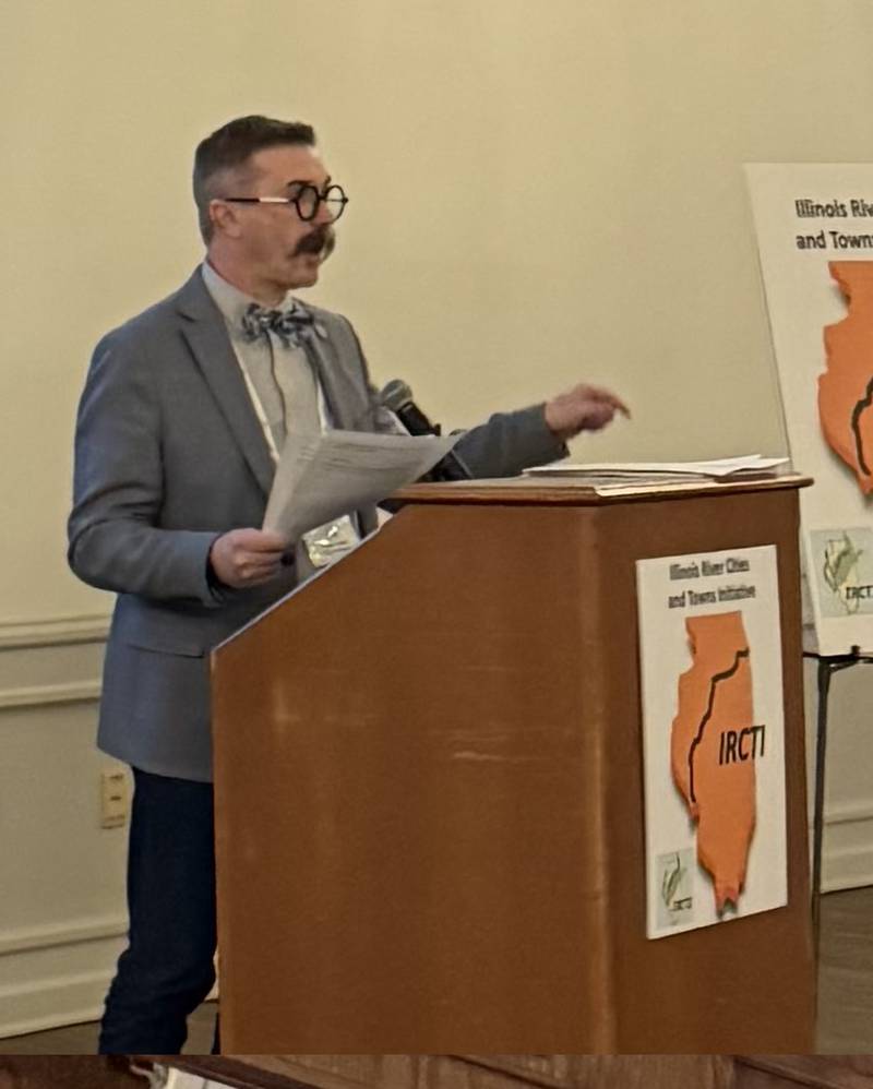Ottawa Mayor Robert Hasty speaking at the first annual Illinois River Cities and Towns Initiative Conference in Peoria.