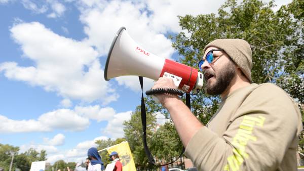 Proposal to restrict, monitor ICE in Downers Grove rejected by Village Council