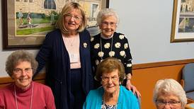 Polo P.E.O. Chapter recognizes 50+ members