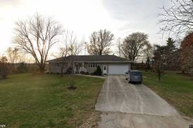 Single-family home in Coal City sells for $300,000