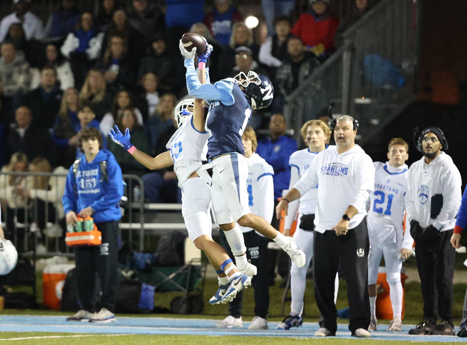 IHSA football playoffs Live coverage and scores from Friday’s Round 1