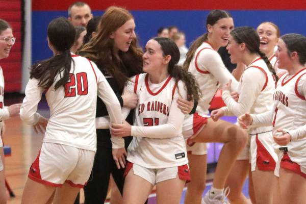 ‘Perfect’ defense, Aubrina Adamik’s hot shooting lift Huntley to tight win over Hononegah