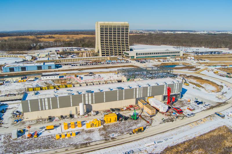 Fermi National Accelerator Laboratory (Fermilab) moved a 95-ton coldbox on Wednesday, Jan. 15, 2025, following a two month journey from France to Batavia. The coldbox is a crucial piece of equipment for the lab’s new Proton Improvement Plan II (PIP-II) particle accelerator project.