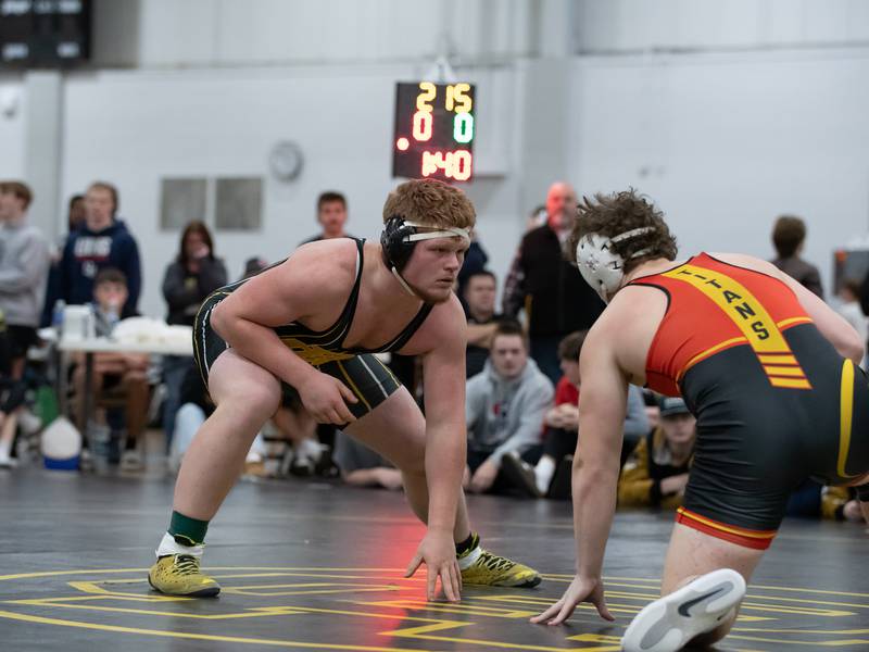 Teams tune up for wrestling postseason at Reed-Custer Comet Classic