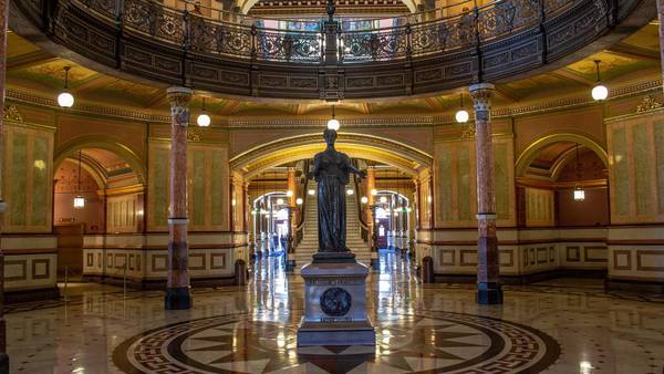 Eye On Illinois: Northern neighbors might spend to incentivize school consolidation