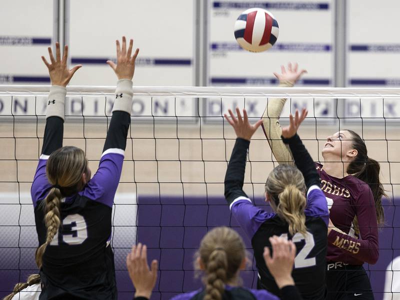Morris’ Tessa Shannon eyes the ball against Dixon Thursday, Oct. 31, 2024 in the class 3A regional championship at Dixon High School.