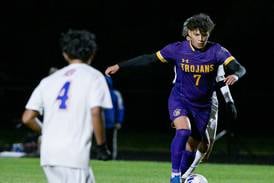 Issac Diaz, Mauricio Salinas goals lead Mendota past Genoa-Kingston, into sectional final