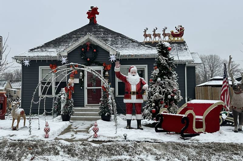 A view of a Christmas Light display in the 300 block of West Walnut Street on Friday, Dec. 14, 2025 Oglesby